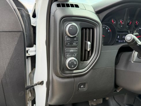 Used 2022 GMC Sierra 1500 Pro w/ Fleet Convenience Package AWD/4WD image 16