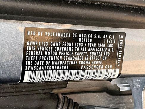 Used 2019 Volkswagen Beetle 2.0T Final Edition SEL image 33