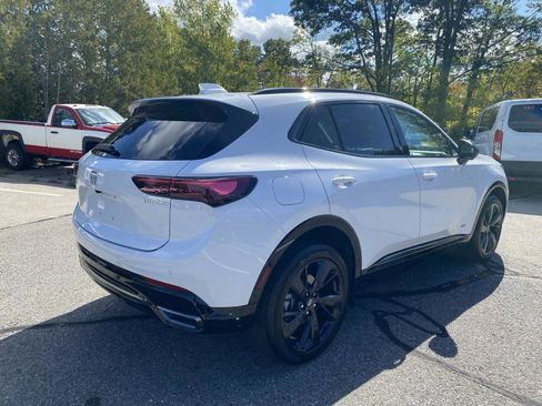 Used 2025 Buick Envision Sport Touring image 7