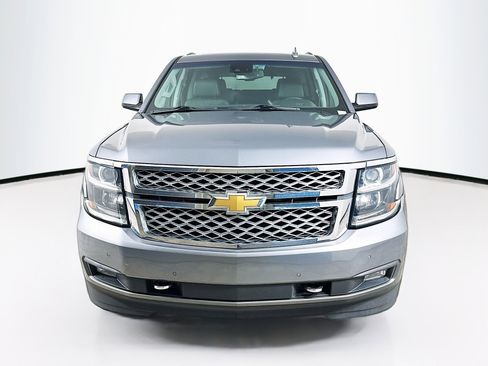 Used 2018 Chevrolet Tahoe LT w/ LT Signature Package image 2