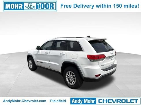 Used 2018 Jeep Grand Cherokee Laredo AWD/4WD image 3