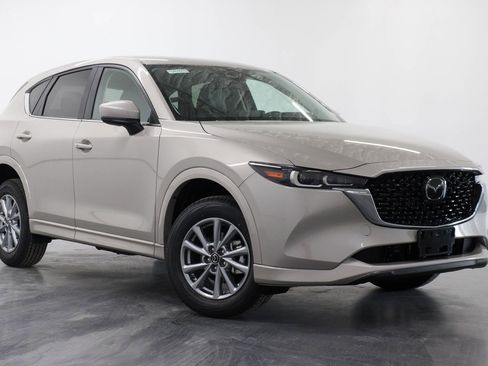 New 2025 MAZDA CX-5 AWD 2.5 S w/ Select Package image 2
