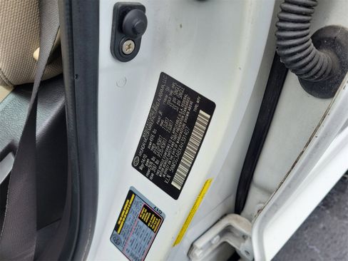 Used 2010 Hyundai Santa Fe GLS w/ Premium Pkg 2 image 13