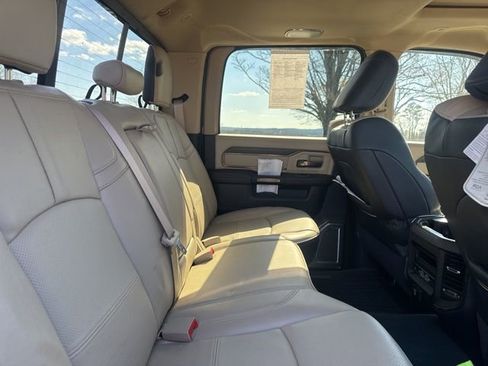 Used 2022 RAM 3500 Limited image 11