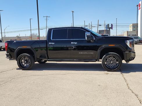 Used 2024 GMC Sierra 2500 Denali Ultimate image 5
