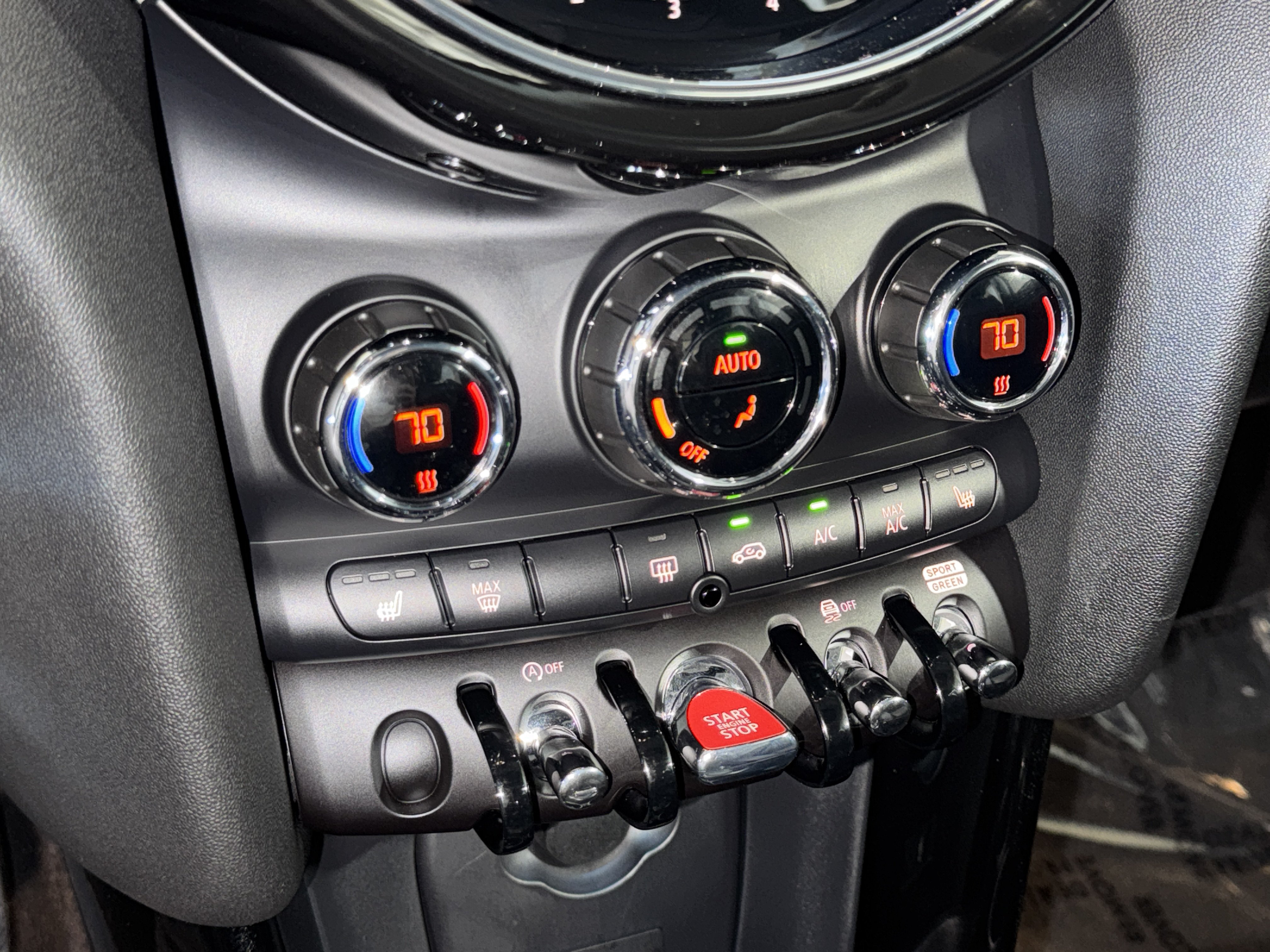 Used 2024 MINI Cooper S FWD image 9