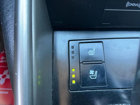 Used 2014 Lexus IS 250 w/ Navigation Package image 31