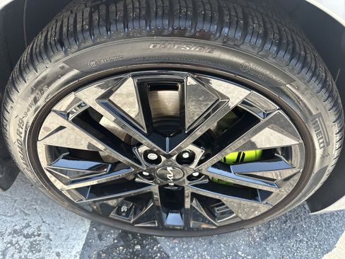 Used 2025 Kia K5 GT w/ GT1 Package FWD image 6