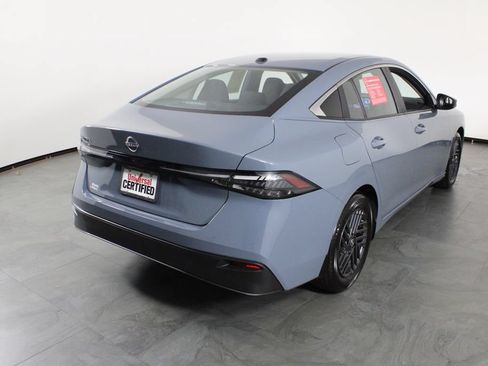 Certified 2026 Nissan Sentra SV w/ SV Convenience Package FWD image 4