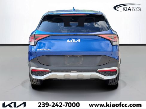 Certified 2024 Kia Sportage EX FWD image 3
