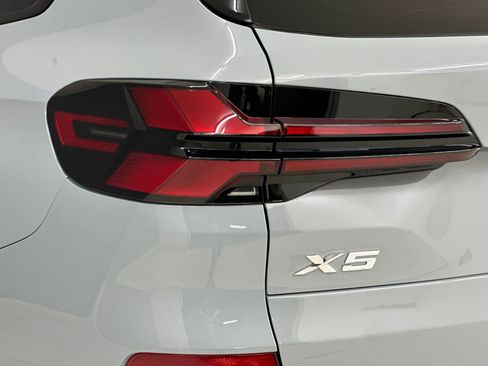 New 2026 BMW X5 xDrive50e w/ M Sport Package image 12