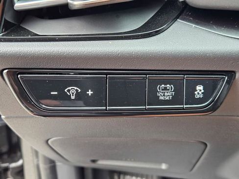 New 2026 Kia Niro LX FWD image 14