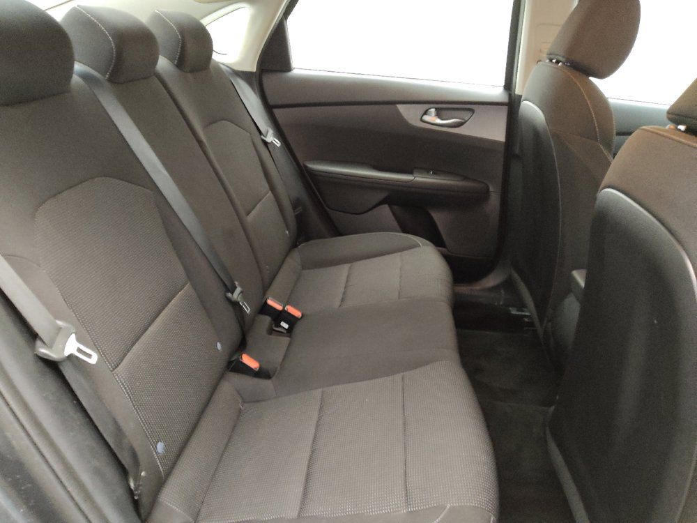 Used 2019 Kia Forte LXS FWD image 19