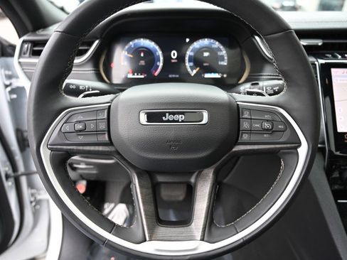 Used 2024 Jeep Grand Cherokee L Limited w/ Luxury Tech Group II image 26