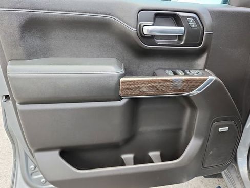 Used 2019 Chevrolet Silverado 1500 RST AWD/4WD image 12