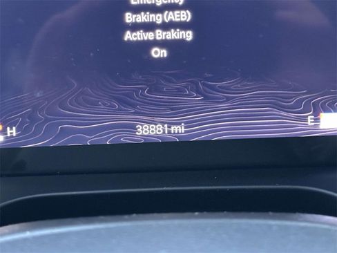 Used 2024 Jeep Grand Cherokee Laredo image 21