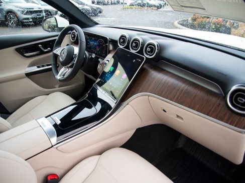 New 2026 Mercedes-Benz GLC 300 4MATIC image 18