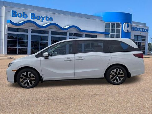 New 2026 Honda Odyssey EX-L image 2