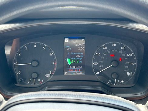 Used 2024 Toyota Corolla LE FWD image 29