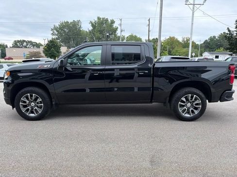 Used 2025 Chevrolet Silverado 1500 RST AWD/4WD image 6