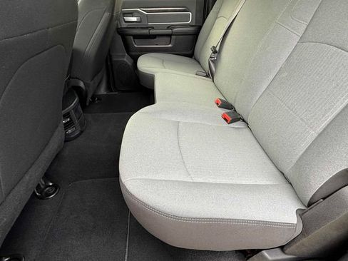 Used 2019 RAM 2500 Big Horn image 17