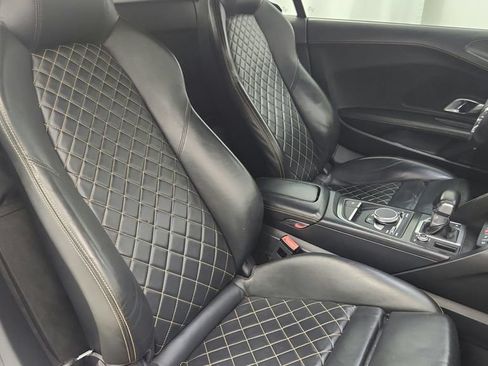 Used 2017 Audi R8 V10 AWD/4WD image 41