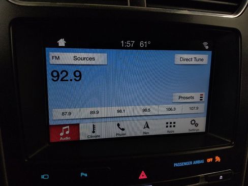 Used 2018 Ford Explorer Limited image 25