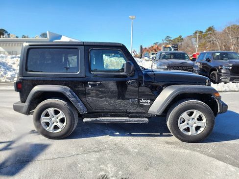 Used 2021 Jeep Wrangler Sport S image 22