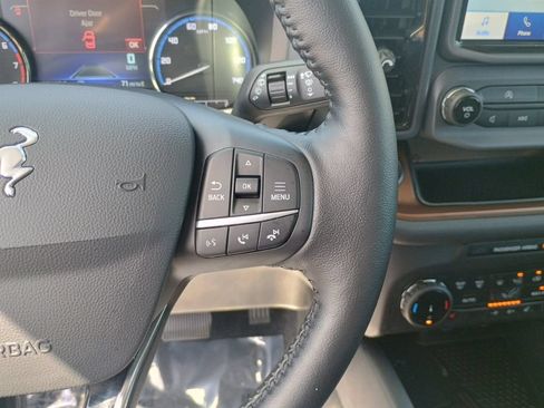 Used 2022 Ford Bronco Sport Outer Banks w/ Tech Package AWD/4WD image 28
