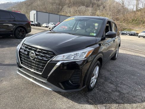 Used 2021 Nissan Kicks S FWD image 16