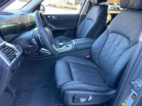 Used 2023 BMW X7 xDrive40i w/ Executive Package image 6