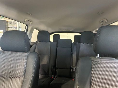 Used 2017 Nissan Pathfinder SV AWD/4WD image 24