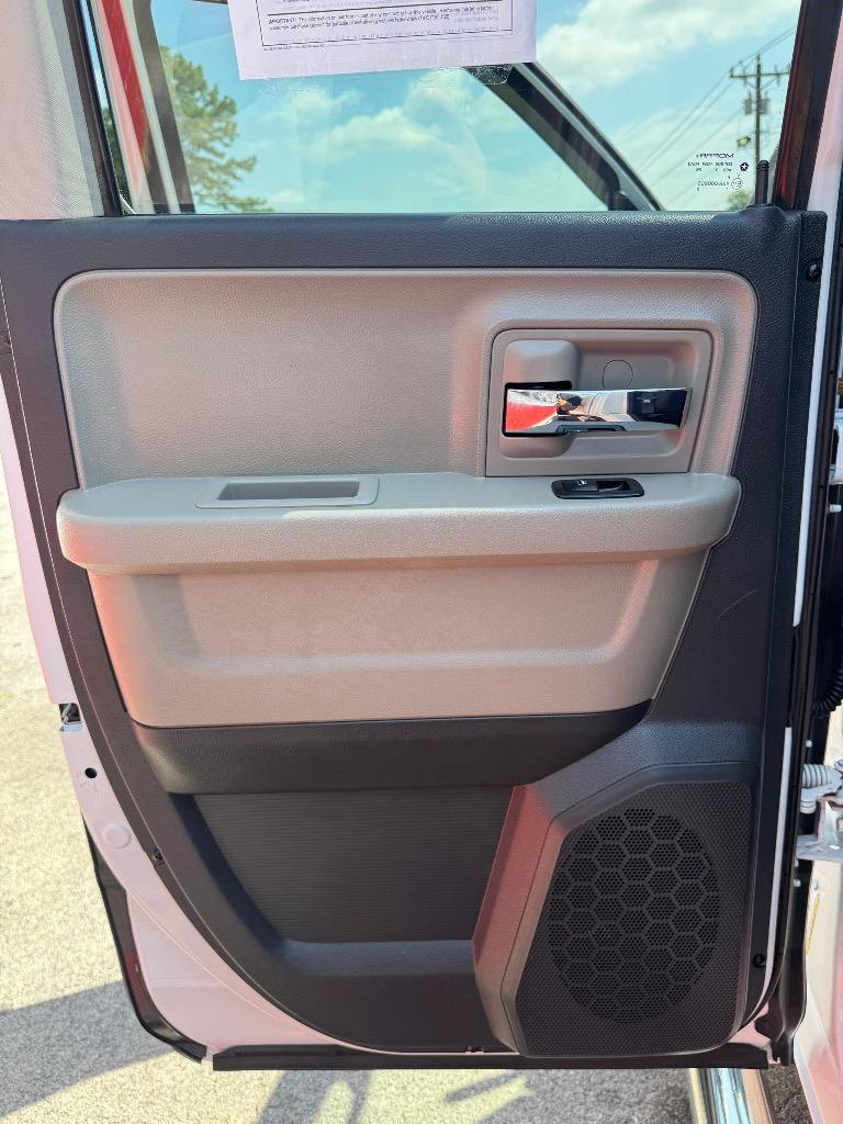 Used 2012 RAM 1500 Classic SLT RWD image 16