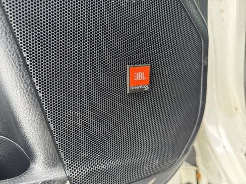 Used 2015 Toyota Highlander Limited image 7