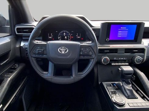 Used 2025 Toyota Tacoma SR5 AWD/4WD image 6