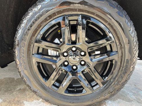 Certified 2025 Chevrolet Silverado 1500 Custom Trail Boss w/ Turbomax Blackout Package AWD/4WD image 35