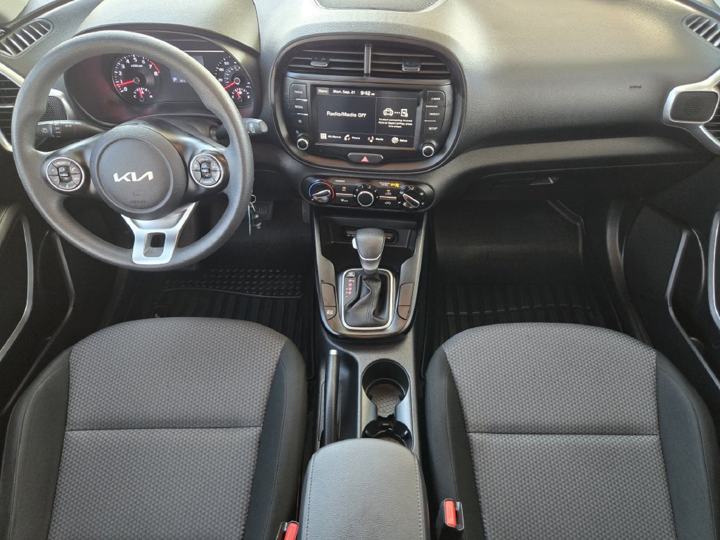 Used 2022 Kia Soul LX w/ Technology Package FWD image 27