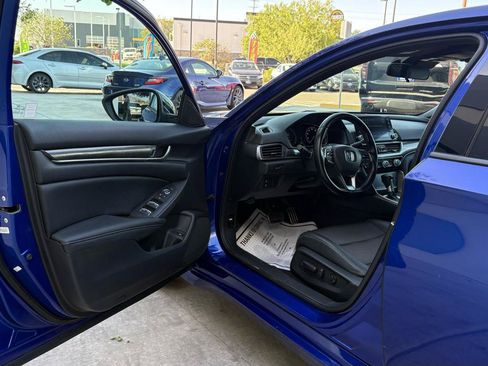 Used 2020 Honda Accord Sport image 13