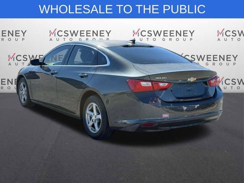 Used 2017 Chevrolet Malibu LS image 2