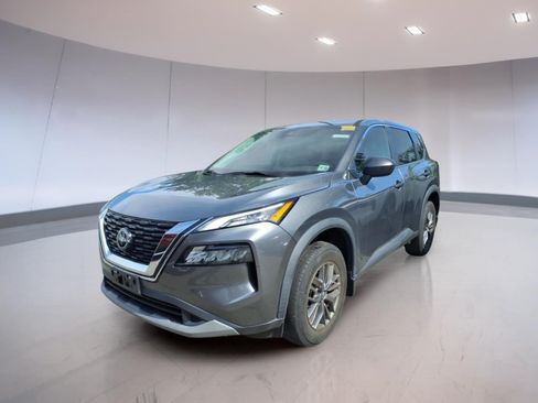 Used 2023 Nissan Rogue S AWD/4WD image 2