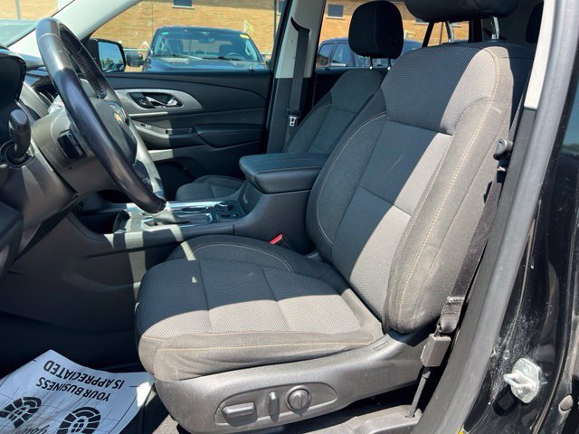 Used 2019 Chevrolet Traverse LT FWD image 19