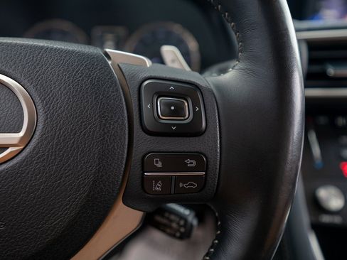 Used 2017 Lexus IS 200t image 17