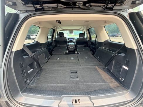 Used 2019 Ford Expedition Platinum AWD/4WD image 15