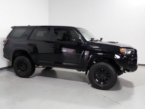 Used 2021 Toyota 4Runner TRD Off-Road Premium w/ Moonroof Package AWD/4WD image 1