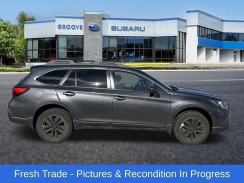 Used 2018 Subaru Outback 2.5i Premium AWD/4WD image 7