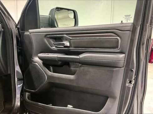 Used 2026 RAM 1500 Laramie AWD/4WD image 22
