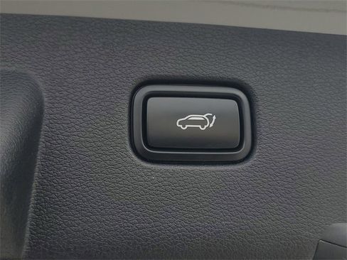 Certified 2023 Kia Sportage X-Pro Prestige image 9