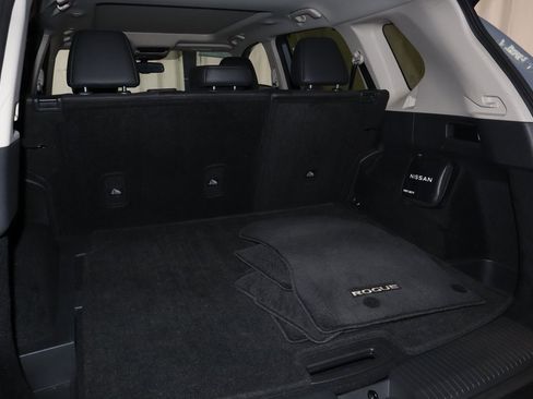 Certified 2023 Nissan Rogue Platinum w/ Platinum Premium Package image 19