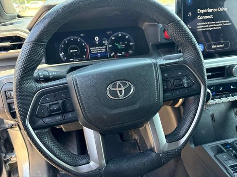 Used 2024 Toyota Tacoma TRD Off-Road w/ TRD Off Road Premium Package AWD/4WD image 15