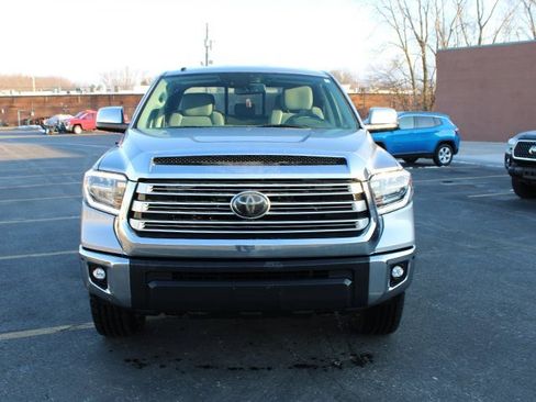 Used 2018 Toyota Tundra Limited w/ Limited Premium Package image 3